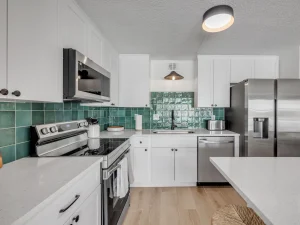 Ocean-beach-club-two-bedrooms-condo-6-kitchen