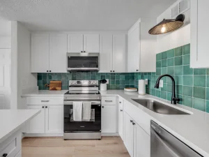 Ocean-beach-club-two-bedrooms-condo-6-kitchen