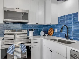 Ocean-beach-club-two-bedrooms-condo-4-kitchen