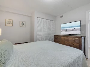 Ocean-beach-club-one-bedroom-condo-10-bedroom