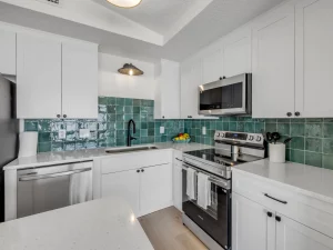 Ocean-beach-club-two-bedrooms-condo-2-kitchen