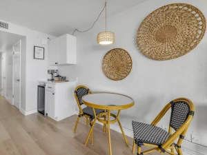 Ocean-beach-club-two-bedrooms-condo-2-living-room