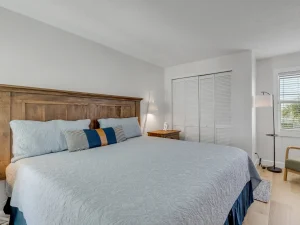 Ocean-beach-club-two-bedrooms-condo-8-main-bedroom