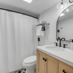 Ocean-beach-club-two-bedrooms-condo-6-bathroom