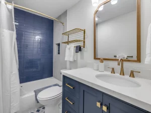 Ocean-beach-club-bathroom-room-two-bedrooms-condo-4