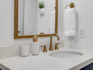 Ocean-beach-club-bathroom-room-two-bedrooms-condo-4