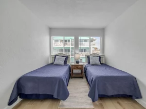 Ocean-beach-club-two-bedrooms-condo-2-second-bedroom