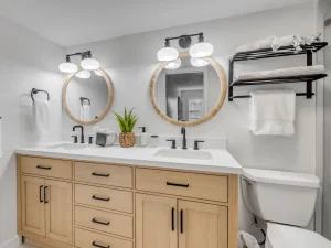 Ocean-beach-club-two-bedrooms-condo-6-bathroom