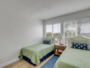 Ocean-beach-club-two-bedrooms-condo-8-second-bedroom