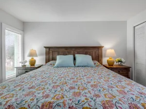 Ocean-beach-club-two-bedrooms-condo-4-main-bedroom