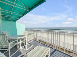 Ocean-beach-club-bathroom-room-two-balcony-condo-4